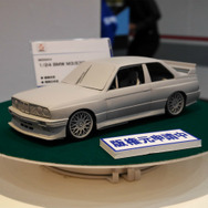 BMW M3。いずれも版権取得中で完成品は展示されていなかった。