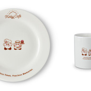 『星のカービィ』「Kirby Café」スーベニアプレート・マグカップ新デザイン（C）Nintendo / HAL Laboratory, Inc.
