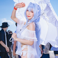 レディ・アヴァロン『Fate/Grand Order』／Hattie（X：@hattie_cos）、撮影：山颪ヒア（X：@fotomachen）