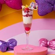 ＜Minnie & Daisy＞カラフルフルーツパフェ