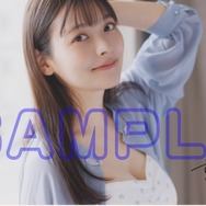 「インフォスクエア限定版B2タペストリー＋アクリルスタンド付き」