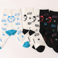 「たまごっち」靴下屋 コラボレーション「ビッグドット総柄クルーソックス」1,650円（税込）（C）BANDAI