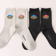 「たまごっち」靴下屋 コラボレーション「ラメプリントクルーソックス」1,760円（税込）（C）BANDAI