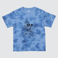 ユニクロ「KIDS ディズニー イン ブルー UT」カラー：61 BLUE（C）Disney
