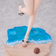 ムチムチ太ももがいっぱい！アニメ『ライザのアトリエ』よりライザ、クラウディア、リラが水着フィギュア化―3人の台座は組み合わせ可能