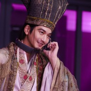 映画『パリピ孔明 THE MOVIE』（C）四葉夕ト・小川亮／講談社 （C）2025 「パリピ孔明 THE MOVIE」製作委員会