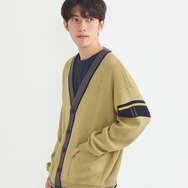 TVアニメ『ブルーロック』× earth music＆ecology Japan Label「ニットカーディガン 潔 世一 モデル＜グリーン＞」