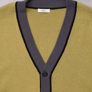 TVアニメ『ブルーロック』× earth music＆ecology Japan Label「ニットカーディガン 潔 世一 モデル＜グリーン＞」