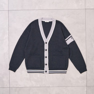 TVアニメ『ブルーロック』× earth music＆ecology Japan Label「ニットカーディガン 凪 誠士郎 モデル＜ブラック＞」