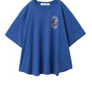 50周年記念 世界名作劇場マーケット「あらいぐまラスカルとブーツ刺繍フレアTシャツ」（C）NIPPON ANIMATION CO.,LTD.