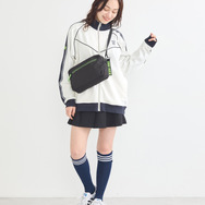 TVアニメ『ブルーロック』× earth music＆ecology Japan Label「クリアショルダーバッグ 潔 世一 モデル＜グリーン＞」