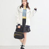 TVアニメ『ブルーロック』× earth music＆ecology Japan Label「クリアショルダーバッグ 蜂楽 廻 モデル＜イエロー＞」