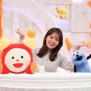 左から）めざましくん、井上清華（フジテレビアナウンサー）、スンスン（C）PUPPET SUNSUNPS committee