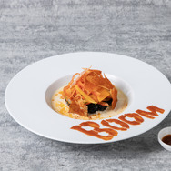 爆豪勝己のBOOM担々ミートライス（C）堀越耕平／集英社