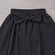 『ふたりはプリキュア』× earth music＆ecology Japan Label「ふたりはプリキュア レイヤードスカート」（C）東映アニメーション