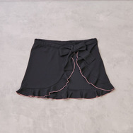 『ふたりはプリキュア』× earth music＆ecology Japan Label「ふたりはプリキュア 2WAYラップスカート」（C）東映アニメーション