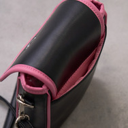 『ふたりはプリキュア』× earth music＆ecology Japan Label「ふたりはプリキュア ミニショルダーバッグ」（C）東映アニメーション