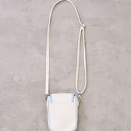 『ふたりはプリキュア』× earth music＆ecology Japan Label「ふたりはプリキュア ミニショルダーバッグ」（C）東映アニメーション