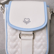 『ふたりはプリキュア』× earth music＆ecology Japan Label「ふたりはプリキュア ミニショルダーバッグ」（C）東映アニメーション