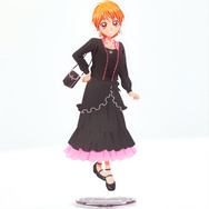 『ふたりはプリキュア』× earth music＆ecology Japan Label「ふたりはプリキュア 美墨なぎさ アクリルスタンド」（C）東映アニメーション