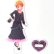 『ふたりはプリキュア』× earth music＆ecology Japan Label「ふたりはプリキュア 美墨なぎさ アクリルスタンド」（C）東映アニメーション