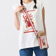 『三人の騎士』スマートフォンショルダーバッグ 4,990円（税込）（C）Disney