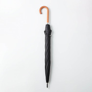 『三人の騎士』内側プリントの2枚張り1級遮光晴雨兼用日傘 7,990円（税込）（C）Disney