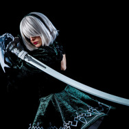 スマート・トイ「白の契約」とコスプレイヤーEvangelina（エヴァンジェリーナ）さん