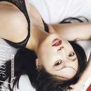 久保田未夢写真集 Femme Fatale　Amazon限定版表紙