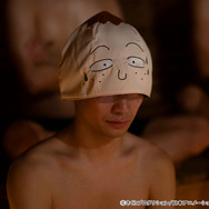 「永沢くんなりきりサウナハット」6,900円（税込）（C）さくらプロダクション/日本アニメーション（C）Nexus Co., Ltd.