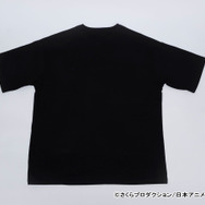 「刺繍ロゴビッグシルエットTシャツ」4,500円（税込）（C）さくらプロダクション/日本アニメーション（C）Nexus Co., Ltd.