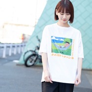 「場面写ビッグシルエットTシャツ～花輪クン～」4,500円（税込）（C）さくらプロダクション/日本アニメーション（C）Nexus Co., Ltd.