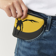 『DEATH NOTE』×グラニフ「月夜のリューク｜ジップウォレット」（C）大場つぐみ・小畑健／集英社