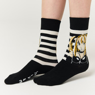 『DEATH NOTE』×グラニフ「ミサミサ｜ロングソックス」（C）大場つぐみ・小畑健／集英社