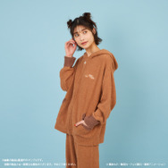 TVアニメ「ワールドトリガー」ルームウェアパーカー(ユニセックス)〈全6種〉各8,580円(税込み)