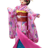 タカラトミーモール限定着物をまとった大人のリカちゃん「プレミアムリカ Kimono 和椿」（C）ＴＯＭＹ