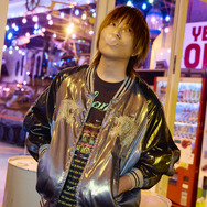 「谷山紀章50歳記念写真集 KRONICLE」(東京ニュース通信社刊)