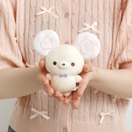 「ぬいぐるみ チューポップキャンディ（ローリー）」（C）2025 SAN-X CO., LTD. ALL RIGHTS RESERVED.
