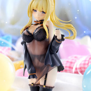 KDcolle「『この素晴らしい世界に祝福を！』ダクネス 原作版 ネグリジェver.」（C）暁なつめ・三嶋くろね　発行：株式会社KADOKAWA