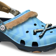 アニメ『鬼滅の刃』× Crocs「伊之助 オールテレイン クロッグ」（C）吾峠呼世晴/集英社・アニプレックス・ufotable