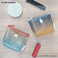 I'm Doraemon「グラデーション舟形ポーチ」（C）Fujiko-Pro APPROVAL No.L647435