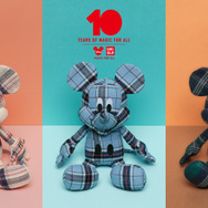 ユニクロ特製ミッキーマウスぬいぐるみ「MAGIC FOR ALL Timeless toy」（C）ディズニー