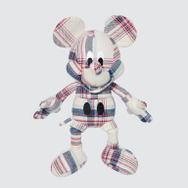 「MAGIC FOR ALL Timeless toy」カラー：01 OFF WHITE（C）ディズニー