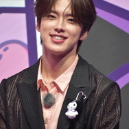 「MY MELODY KUROMI GAME PLAZA」に登壇した川西拓実＆河野純喜