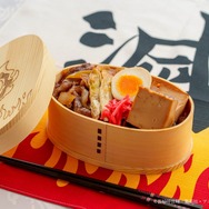 「上等牛鍋弁当」とオリジナルノベルティ
