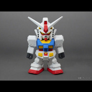 「ジャンボソフビフィギュアSD RX-78-2ガンダム-SDガンダム-」16,500円（税込）（C）創通・サンライズ