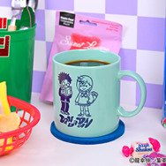 TVアニメ『ダンダダン』「たっぷりマグカップ（モモ ・ オカルン）」（C）龍幸伸／集英社・ダンダダン製作委員会