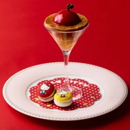 ウェルカムデセール 「ハローキティのHELLOミニパフェ」