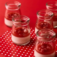 いちごのなめらかパンナコッタ