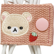 「コリラックマ　コードホルダー」使用例（C）2025 SAN-X CO., LTD. ALL RIGHTS RESERVED.